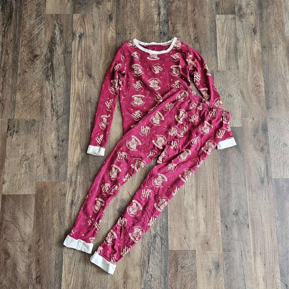 Harry Potter Hogwarts Crest Pajama Set Maroon Gold Loungewear Kids 9-10